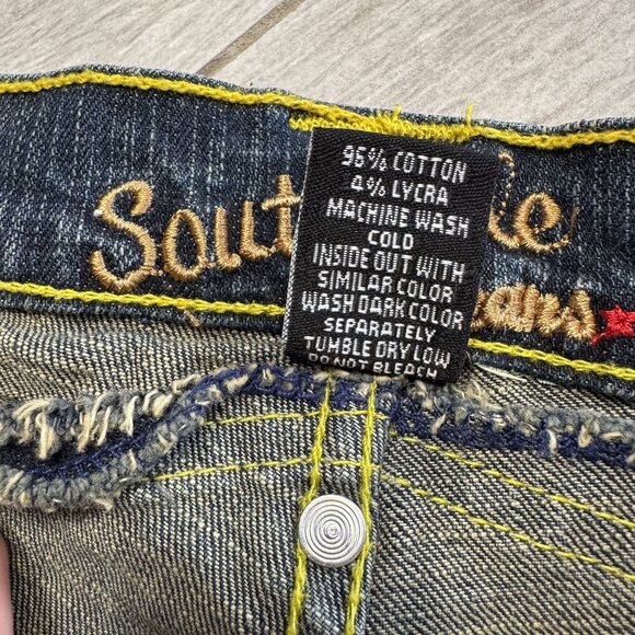 Southpole Womens Y2K Denim Bermuda Shorts Size 7 Embroidered Pockets Dark Wash C - Picture 4 of 8
